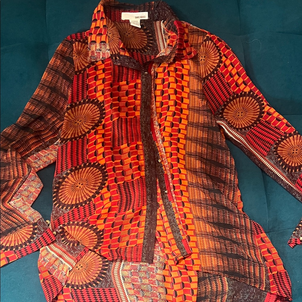 Sans Souci Top Women’s M Red Orange Spiked Buttons Career Artsy Long sleeves